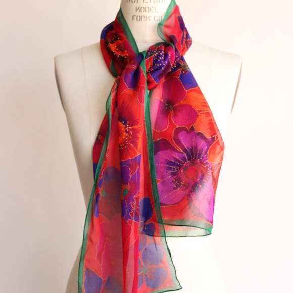 Ellen Tracy Accessories - Vintage Silk Scarf, Ellen Tracy Floral Print Rectangle Wrap.